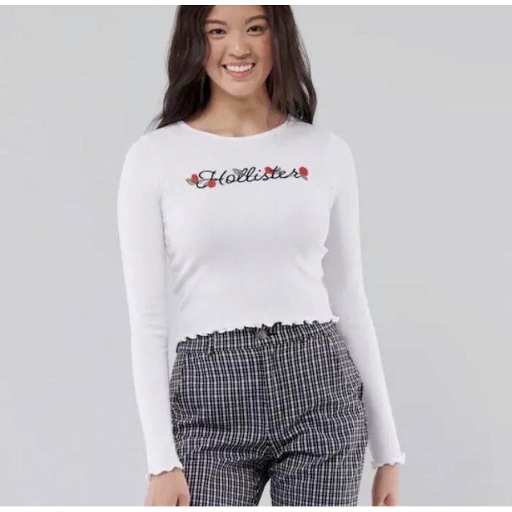 Hollister White Ribbed Embroidered Rose Logo Long‎ Sleeve Baby Tee Crop Top S